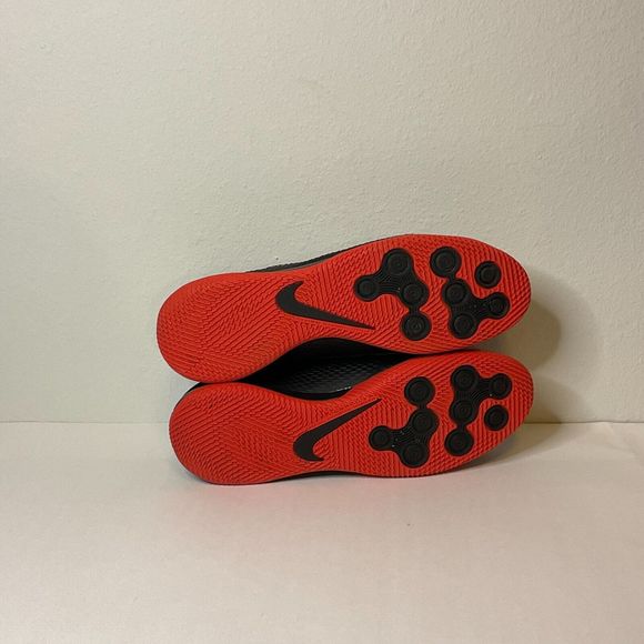 Nike Phantom GT Academy IC Indoor Soccer CK8467-060 Black Red Men's Size‎ 12 - Picture 7 of 8